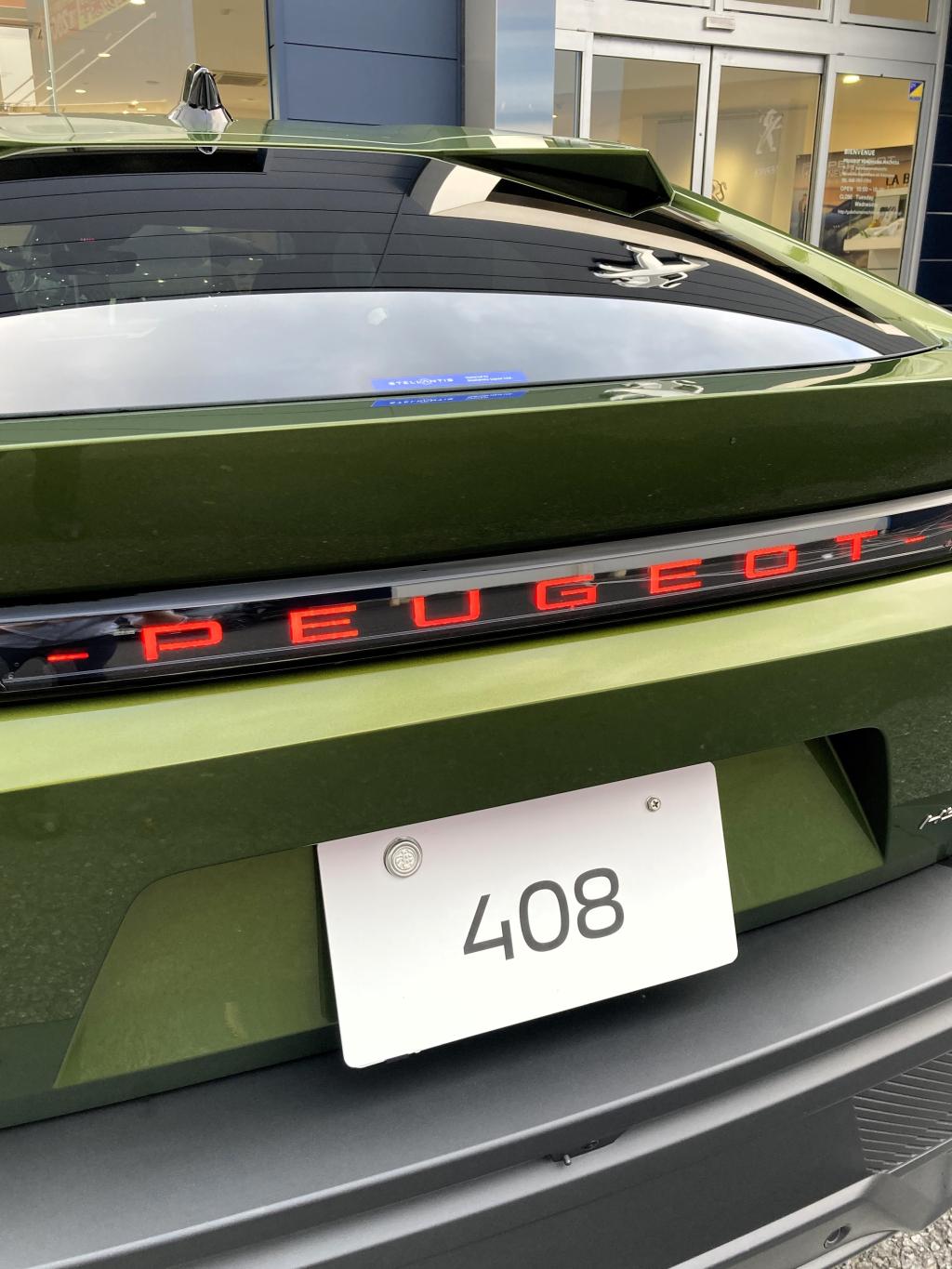 【プジョー NEW 408、ついに登場！🎉】